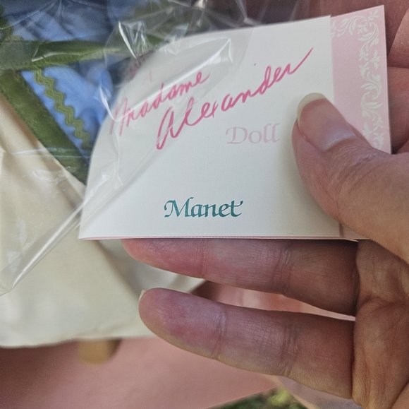Madame Alexander Manet Doll #1571 1970s. 14" Brand New. Mint. - Picture 3 of 4